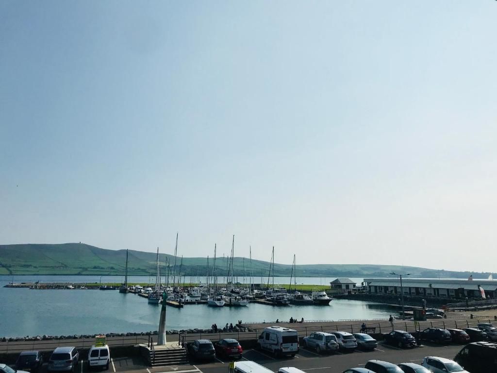 Гостевой дом The Waterfront Дингл-57